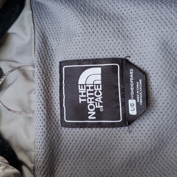 The North Face Hyvent Jacket - Picture 6 of 7